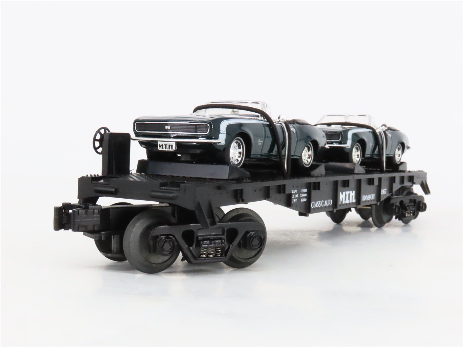 O27 Gauge 3-Rail MTH RailKing 30-7670 Flat Car #1967 w/ Ertl '67 Camaros