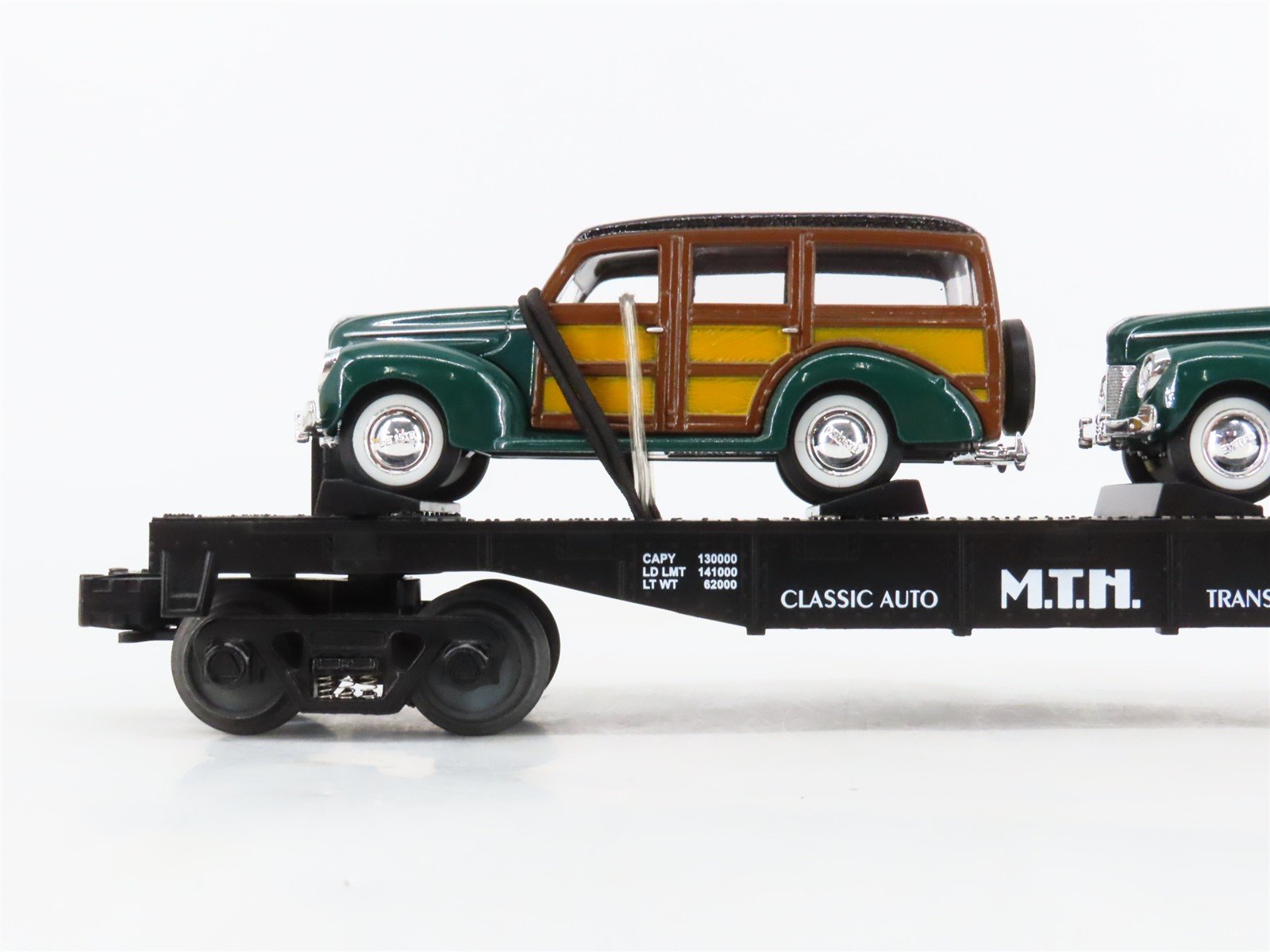 O27 Gauge 3-Rail MTH RailKing 30-7662 Flat Car #1940 w/ Ertl '40 Woody Wagons