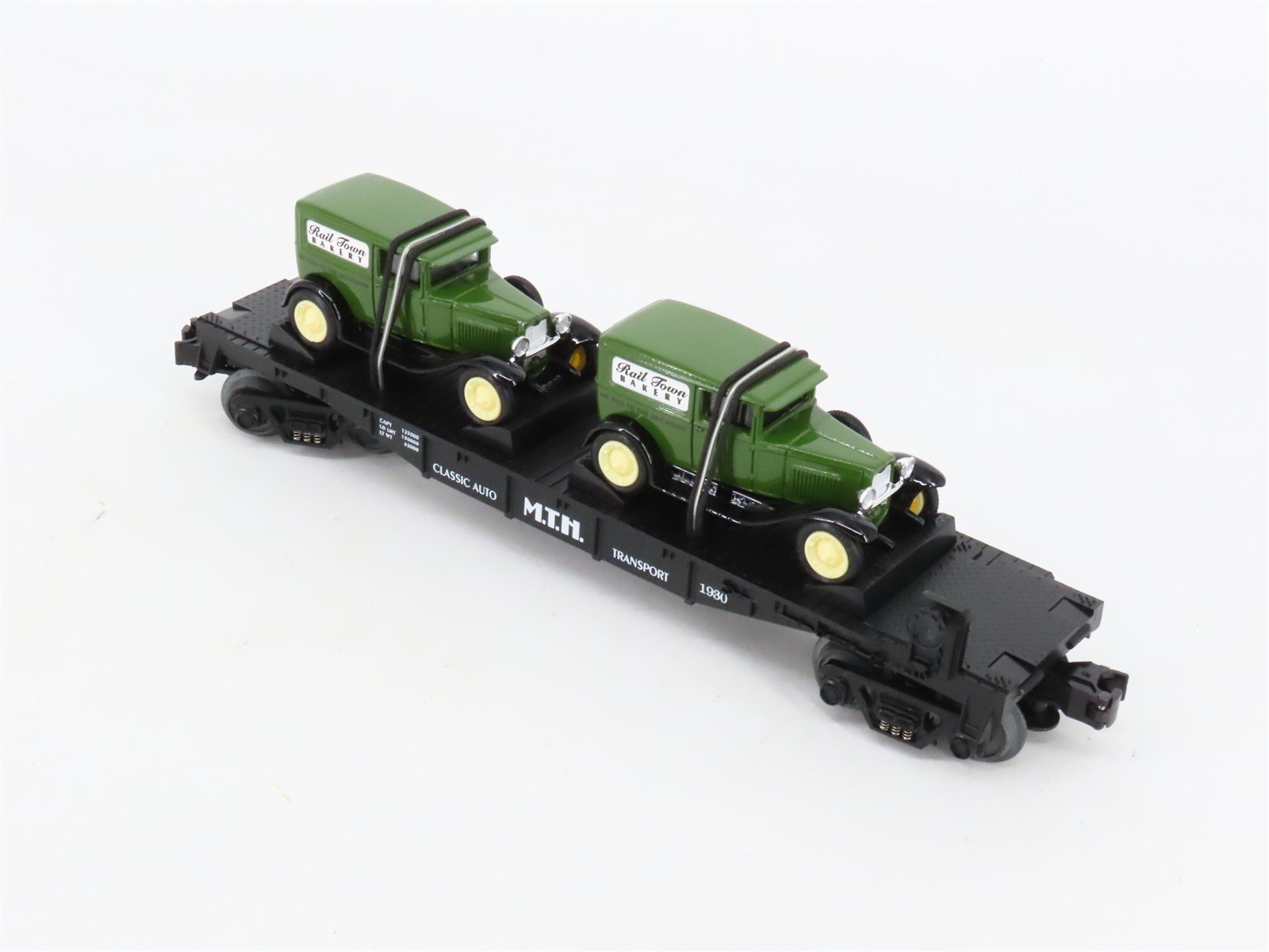 O27 Gauge 3-Rail MTH RailKing 30-7671 Flat Car #1930 w/ Ertl '30 Panel Vans