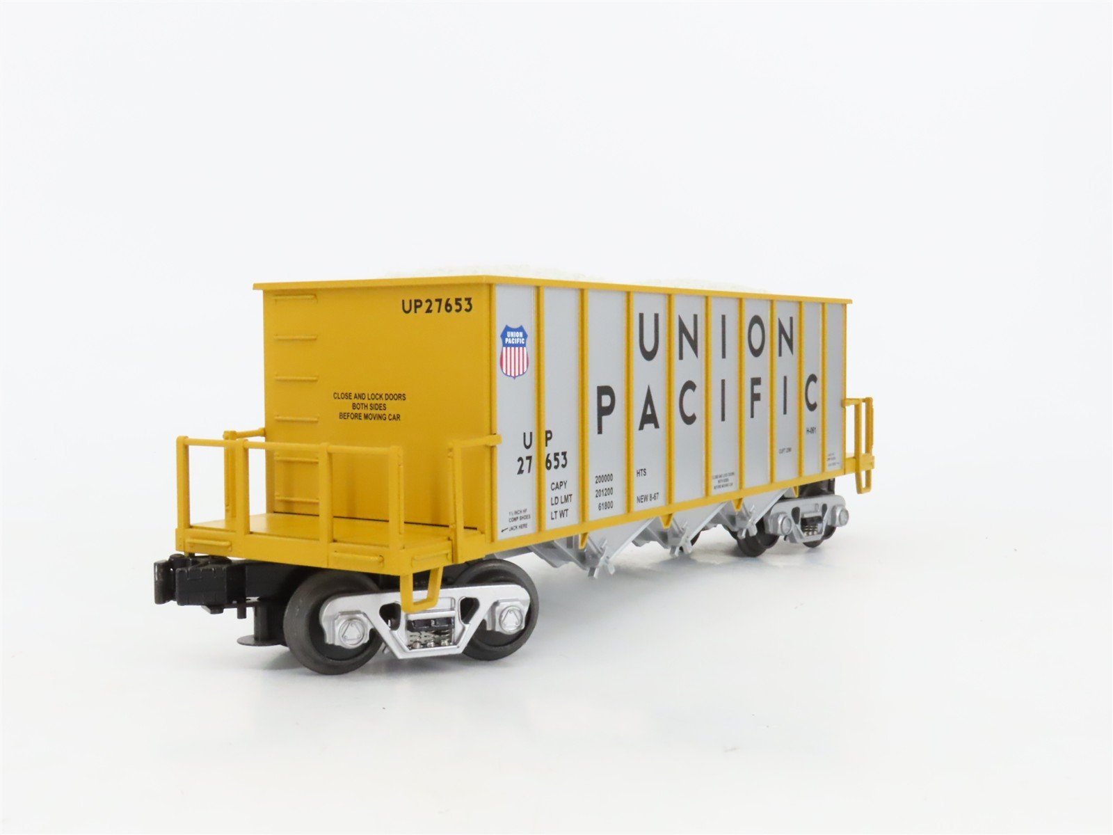 O Gauge 3-Rail MTH 20-98323 UP 3-Bay Rapid Discharge Hopper #27653 w/ Rock Load