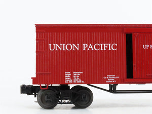 O27 3-Rail MTH RailKing 30-7497 UP Union Pacific 34' 19th Century Box Car #49330