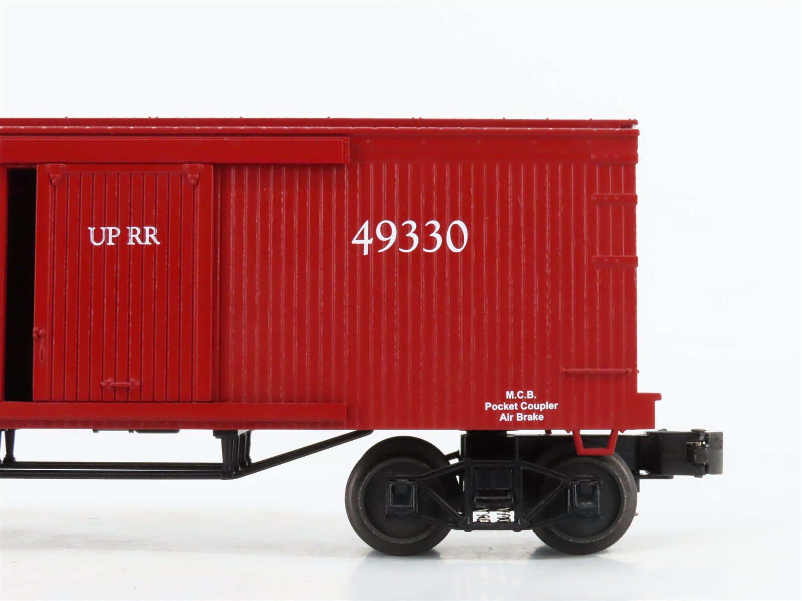 O27 3-Rail MTH RailKing 30-7497 UP Union Pacific 34' 19th Century Box Car #49330