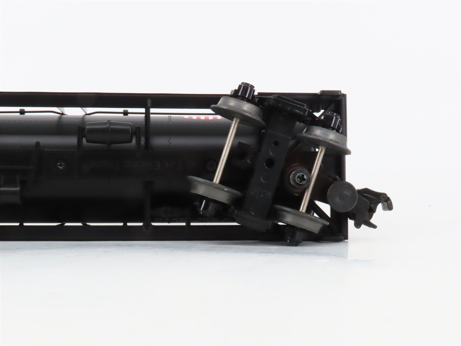 O27 Gauge 3-Rail MTH RailKing 30-7318 UP Union Pacific 3-Dome Tank Car #69713