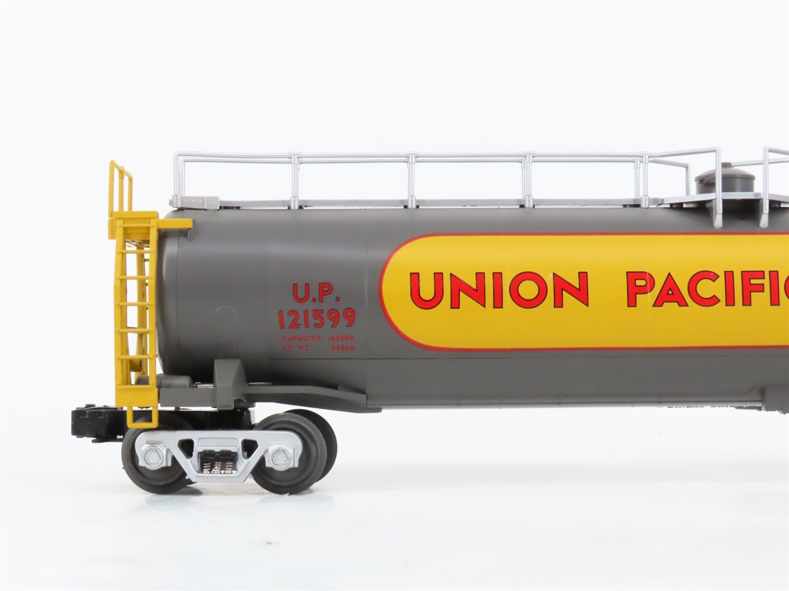 O27 Gauge 3-Rail MTH RailKing 30-7358 UP Union Pacific 33k Gal Tank Car #121599