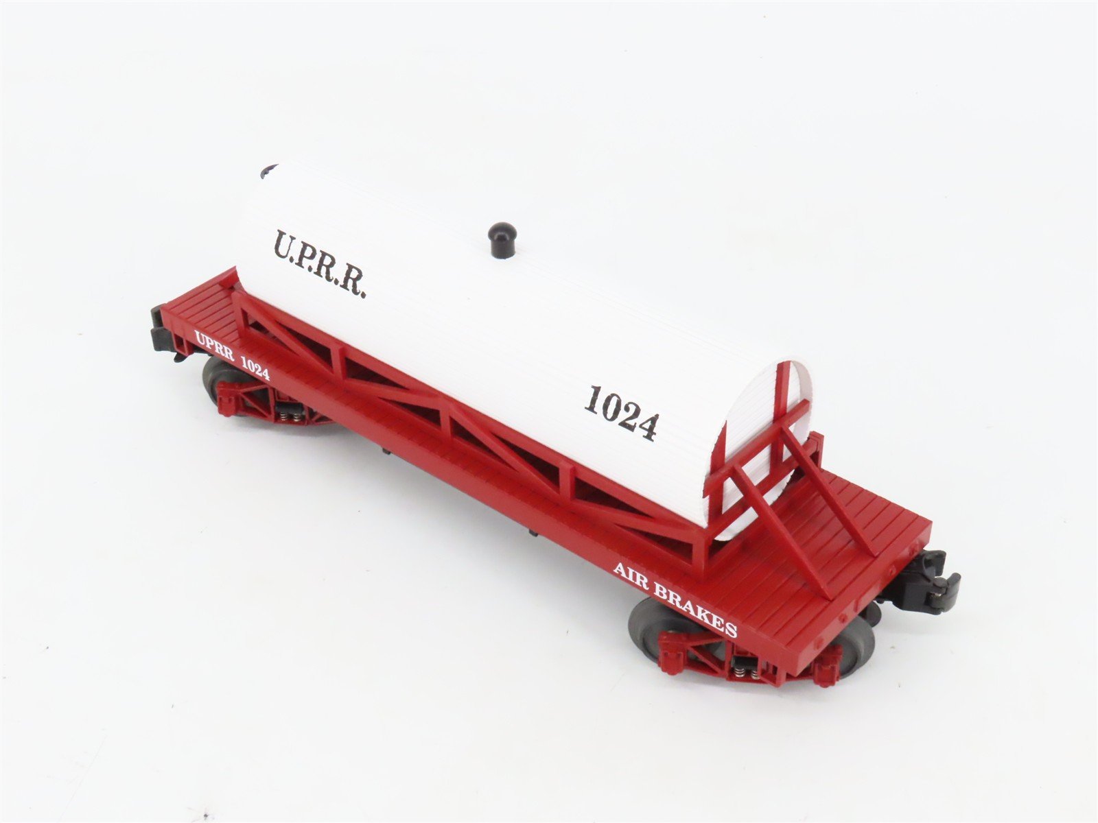 O27 Gauge 3-Rail MTH RailKing 30-7353 UP 19th Century Wood Tank Car #1024
