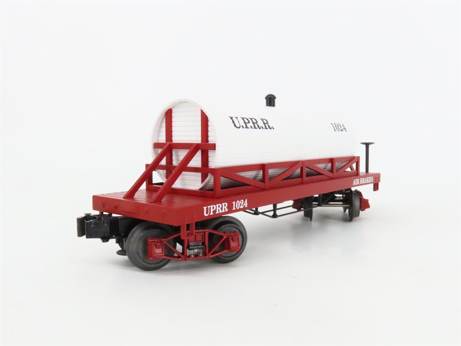 O27 Gauge 3-Rail MTH RailKing 30-7353 UP 19th Century Wood Tank Car #1024