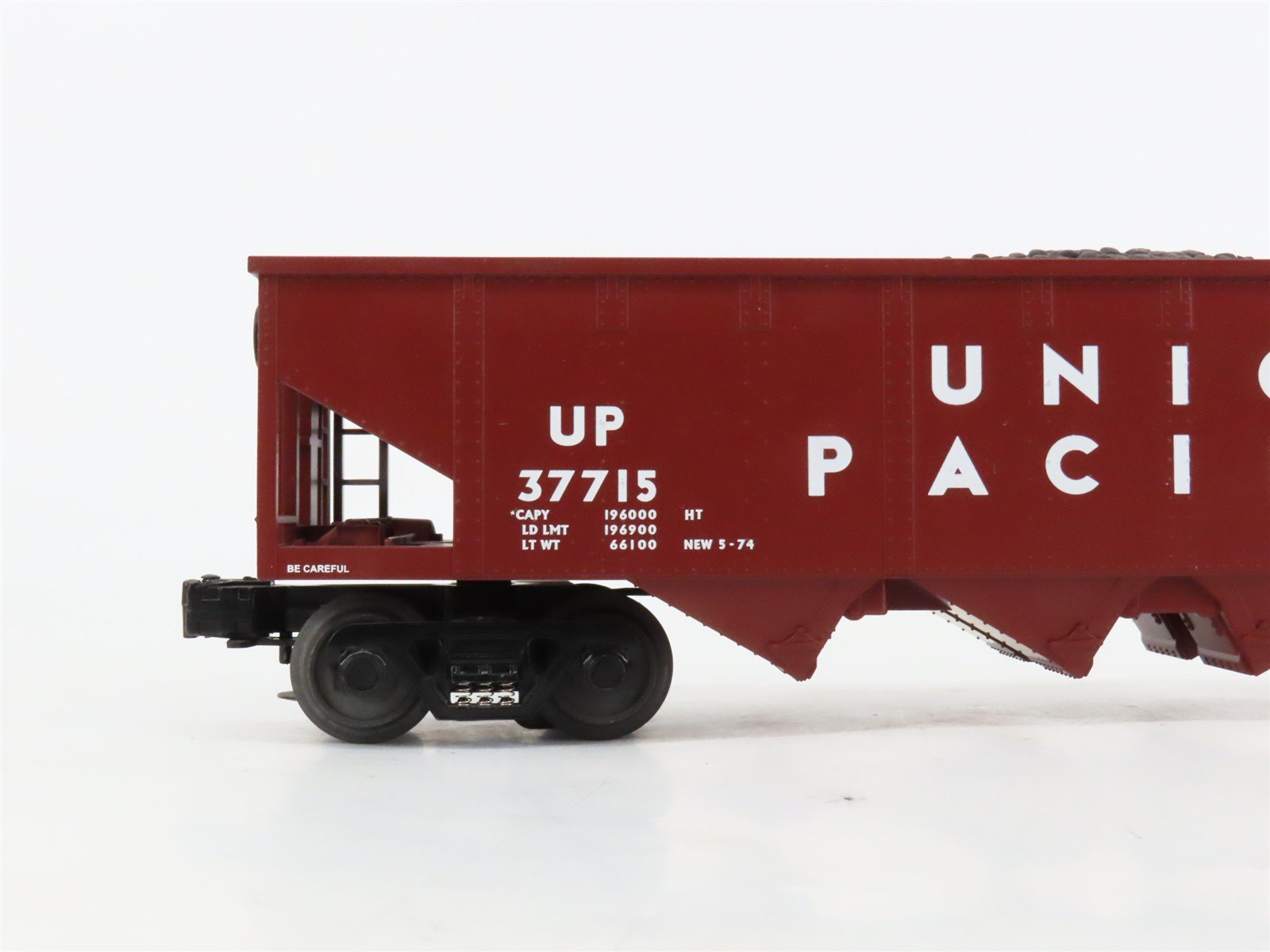 O27 3-Rail MTH RailKing 30-7538 UP 4-Bay Hopper #37715 w/ Operating Coal Load