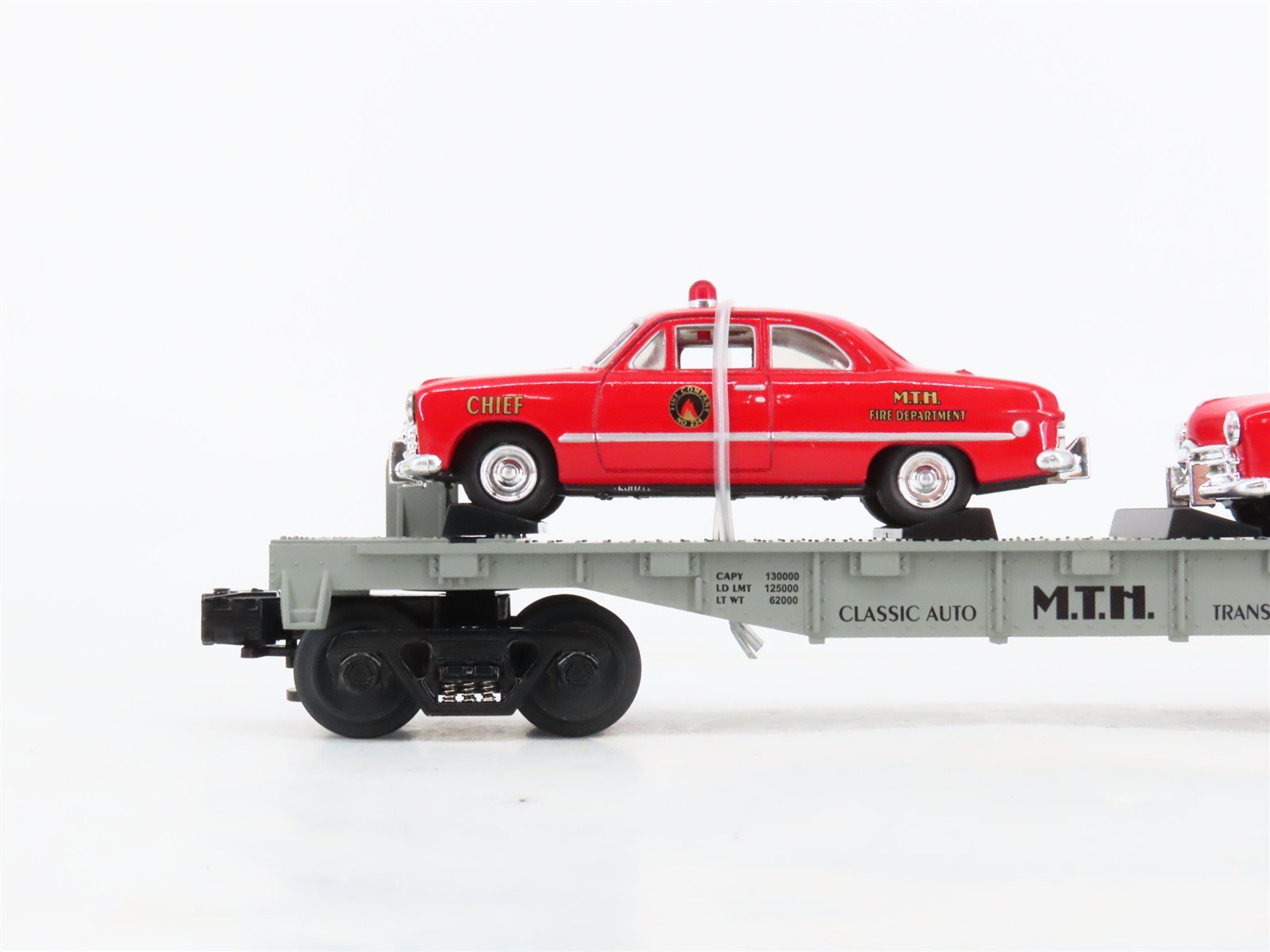 O27 3-Rail MTH RailKing 30-7623 Classic Auto Flat Car #1949 w/ Ertl Fire Cars