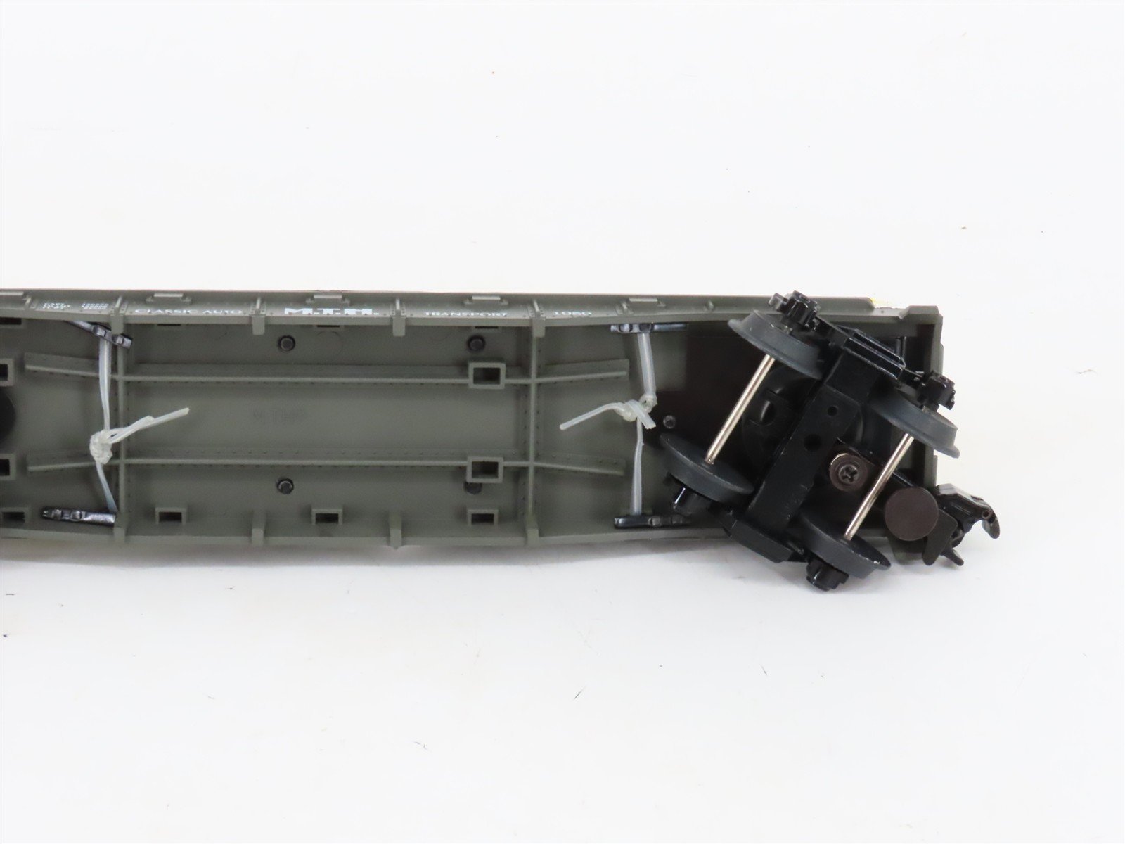 O27 Gauge 3-Rail MTH RailKing 30-7625 Classic Auto Flat Car w/ Ertl '59 Taxis