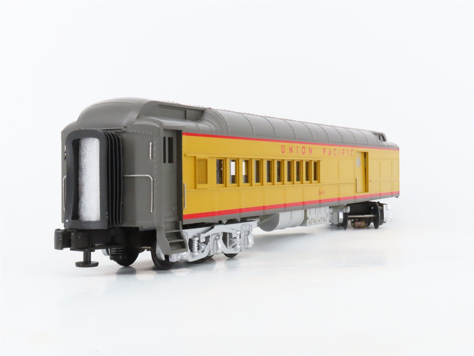 O Gauge 3-Rail MTH 20-4131 UP Union Pacific Madison Passenger 2-Car Set