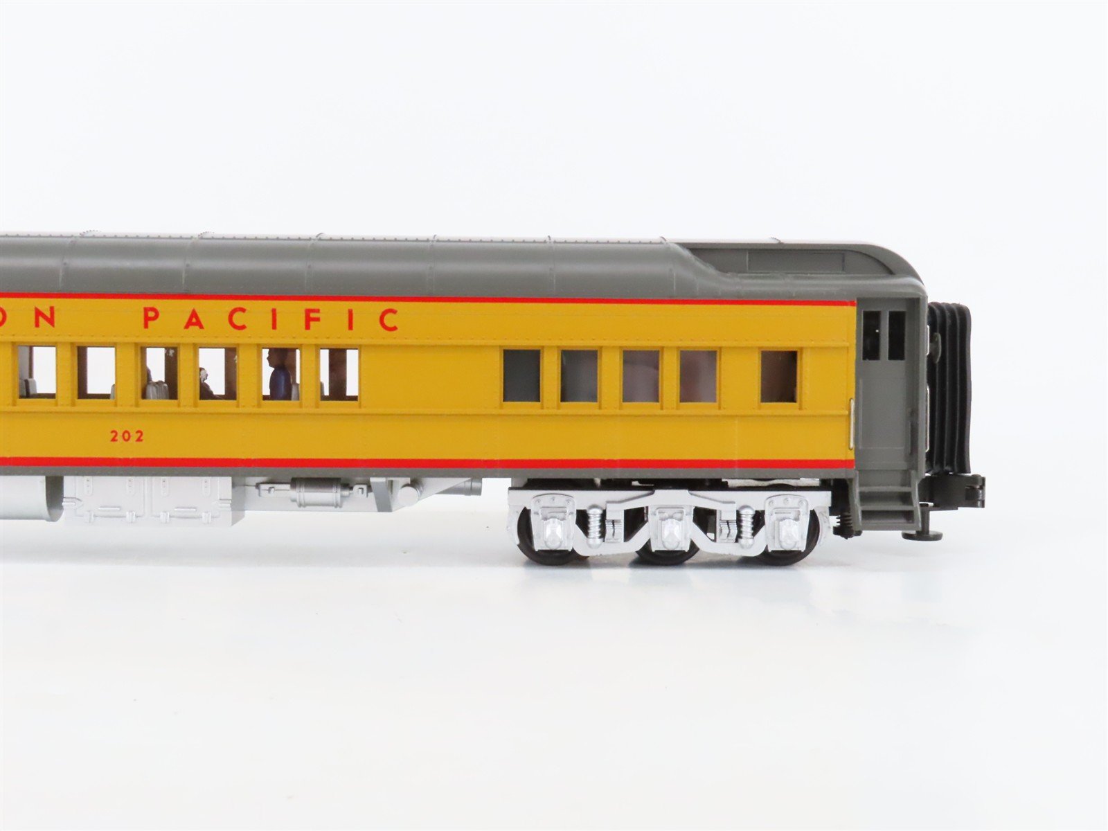 O Gauge 3-Rail MTH 20-4131 UP Union Pacific Madison Passenger 2-Car Set