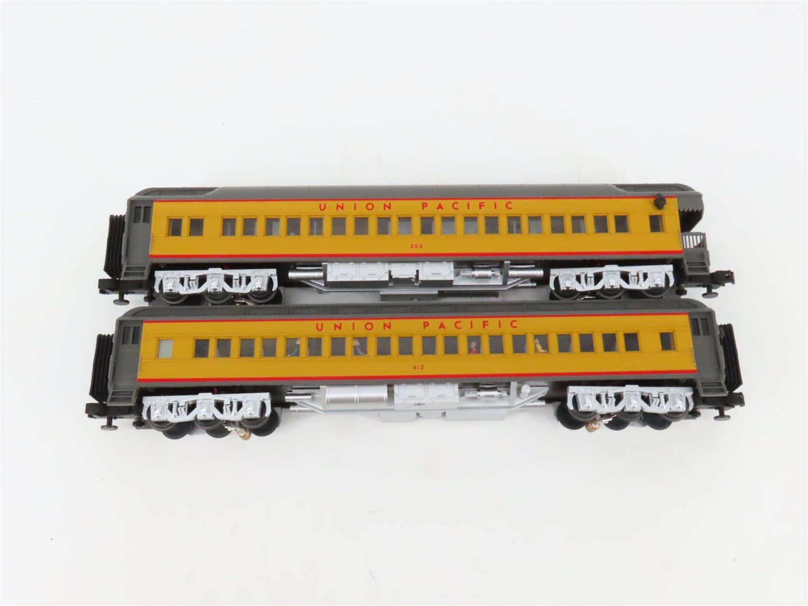 O 3-Rail MTH 20-4031 UP Union Pacific 70' Madison Passenger 5-Car Set w/Lights