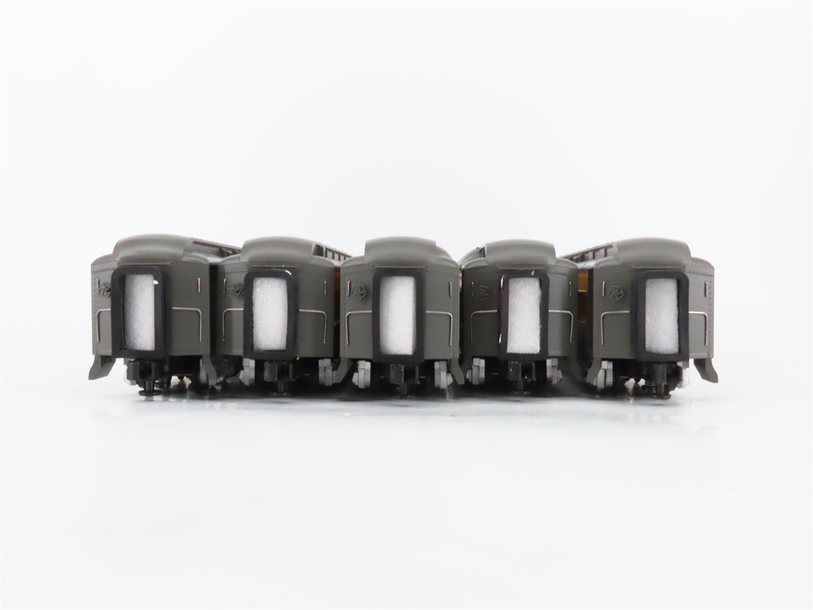 O 3-Rail MTH 20-4031 UP Union Pacific 70' Madison Passenger 5-Car Set w/Lights