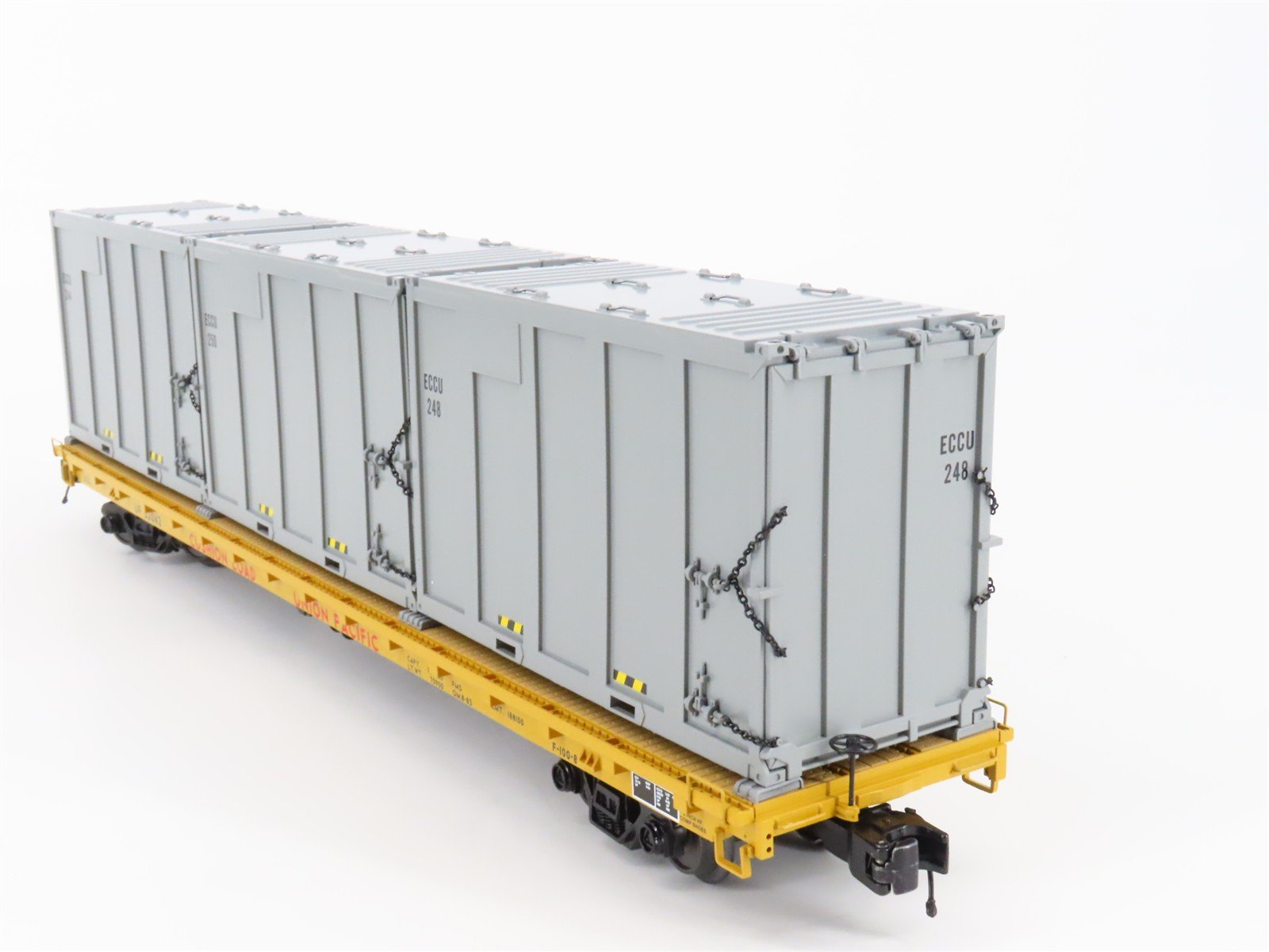 O Gauge 3-Rail MTH 20-98888 UP Union Pacific Flat Car #52042 w/ Trash Containers