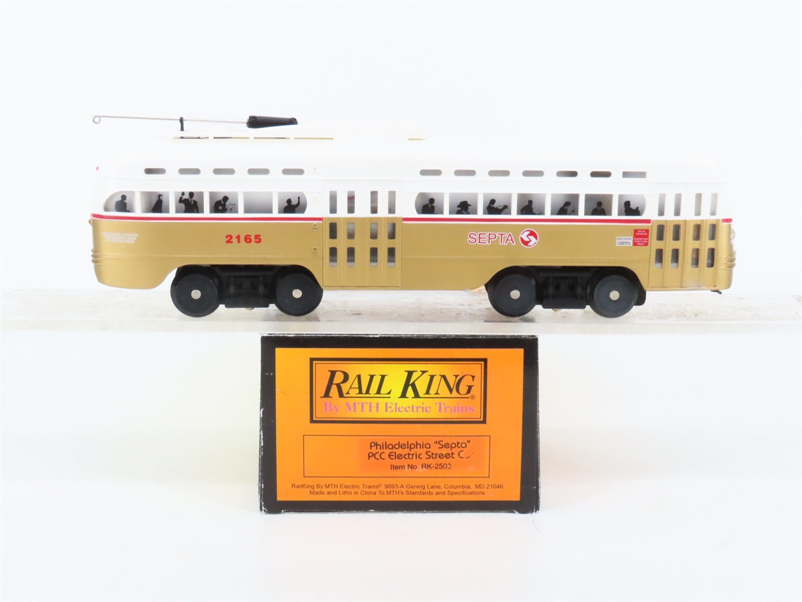 O Gauge 3-Rail MTH RK-2503 Philadelphia "Septa" PCC Electric Street Car #2165