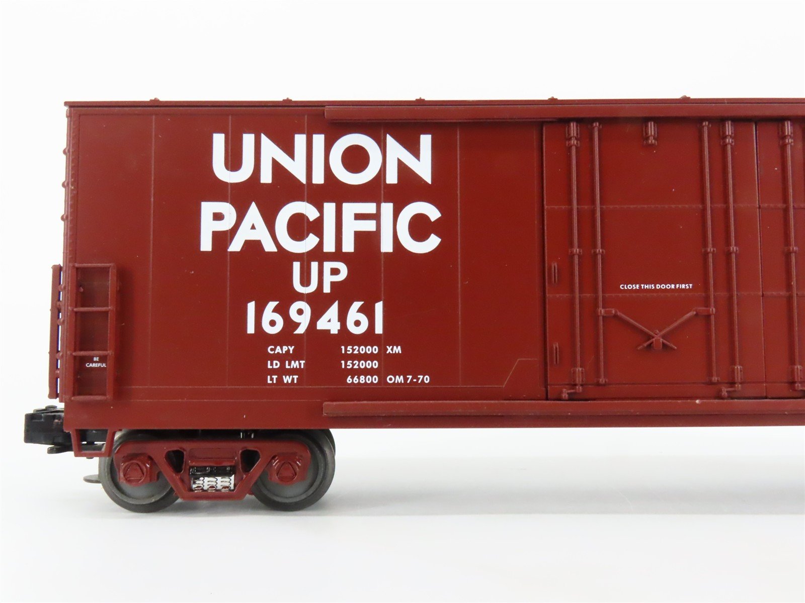 O Gauge 3-Rail MTH UP Union Pacific Railroad Double Plug Door Box Car #169461