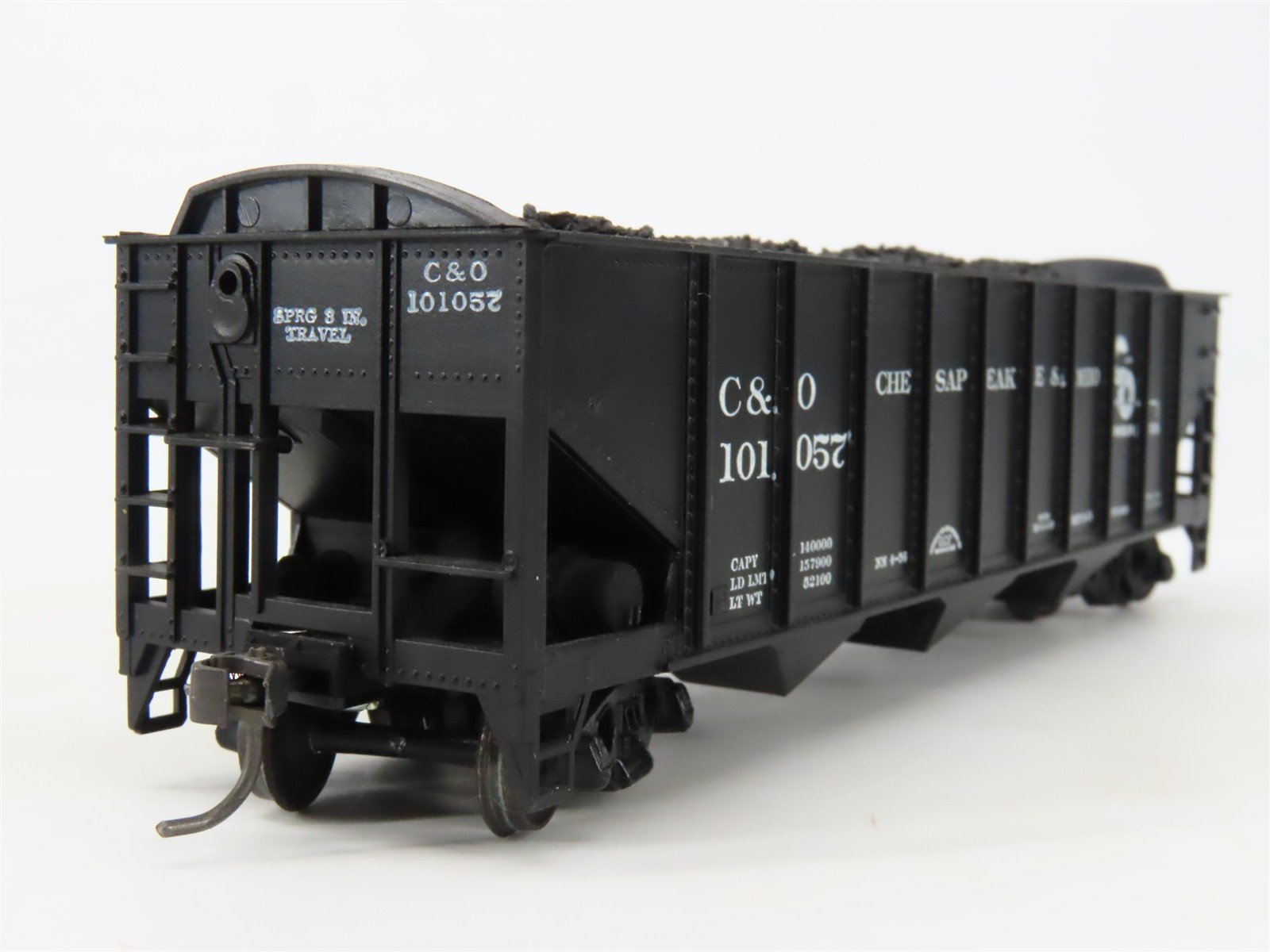 LOT of 2 HO Scale Roundhouse 1499 C&O Progress 3-Bay Hopper w/ Load - Upgraded