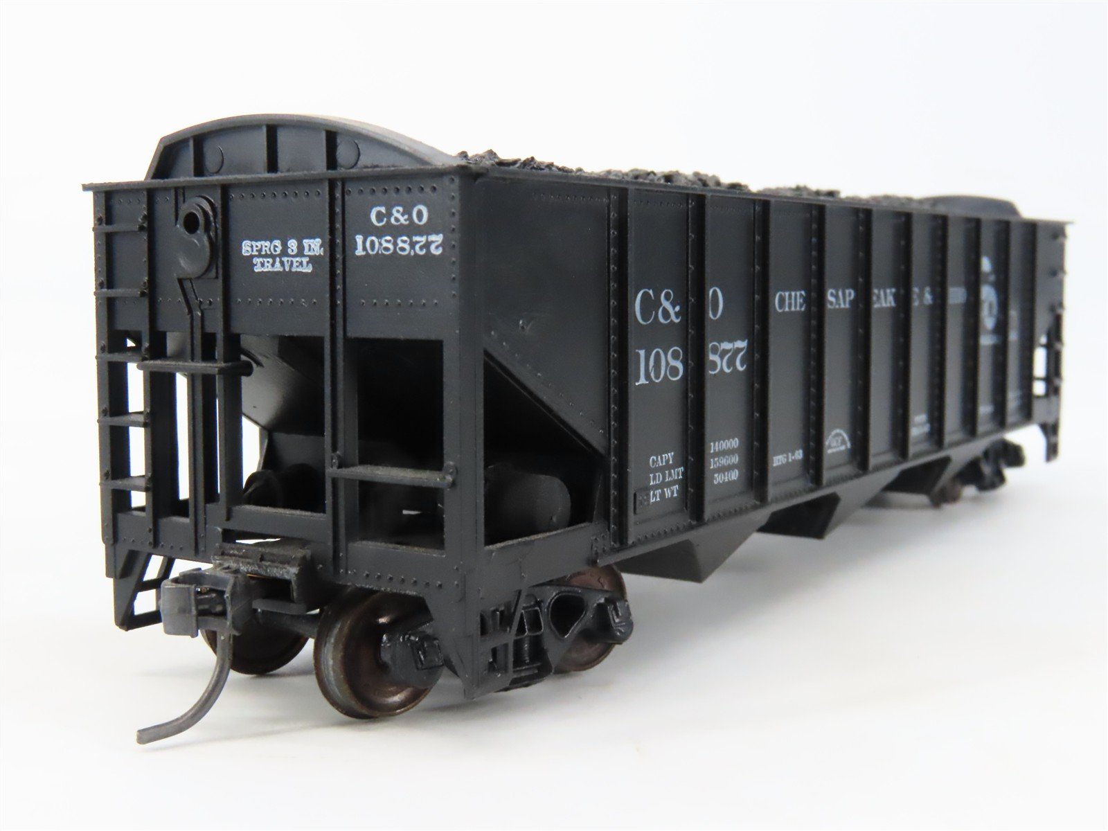 LOT of 2 HO Scale Roundhouse 1499 C&O Progress 3-Bay Hopper w/ Load - Upgraded