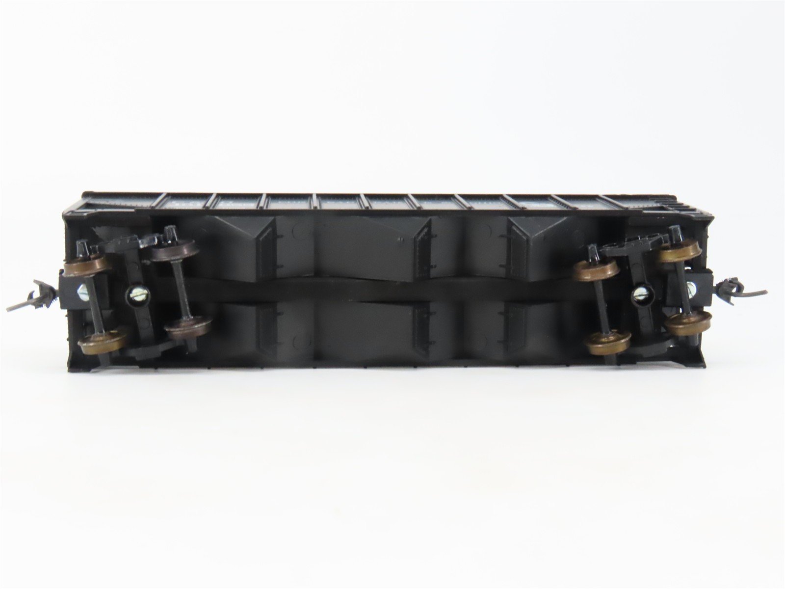 HO Scale Roundhouse 1499 C&O Progress 3-Bay Open Hopper #101055 - Upgraded