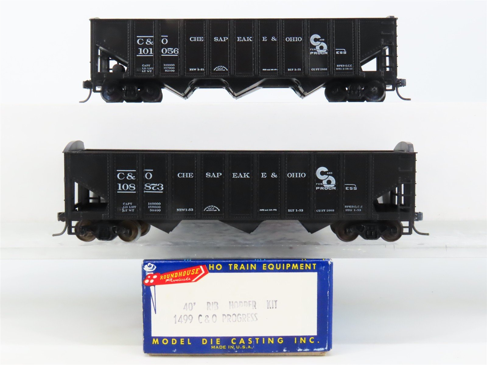 LOT of 2 HO Scale Roundhouse 1499 C&O 