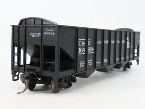 LOT of 2 HO Scale Roundhouse 1499 C&O 