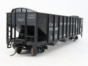 LOT of 2 HO Scale Roundhouse 1499 C&O 