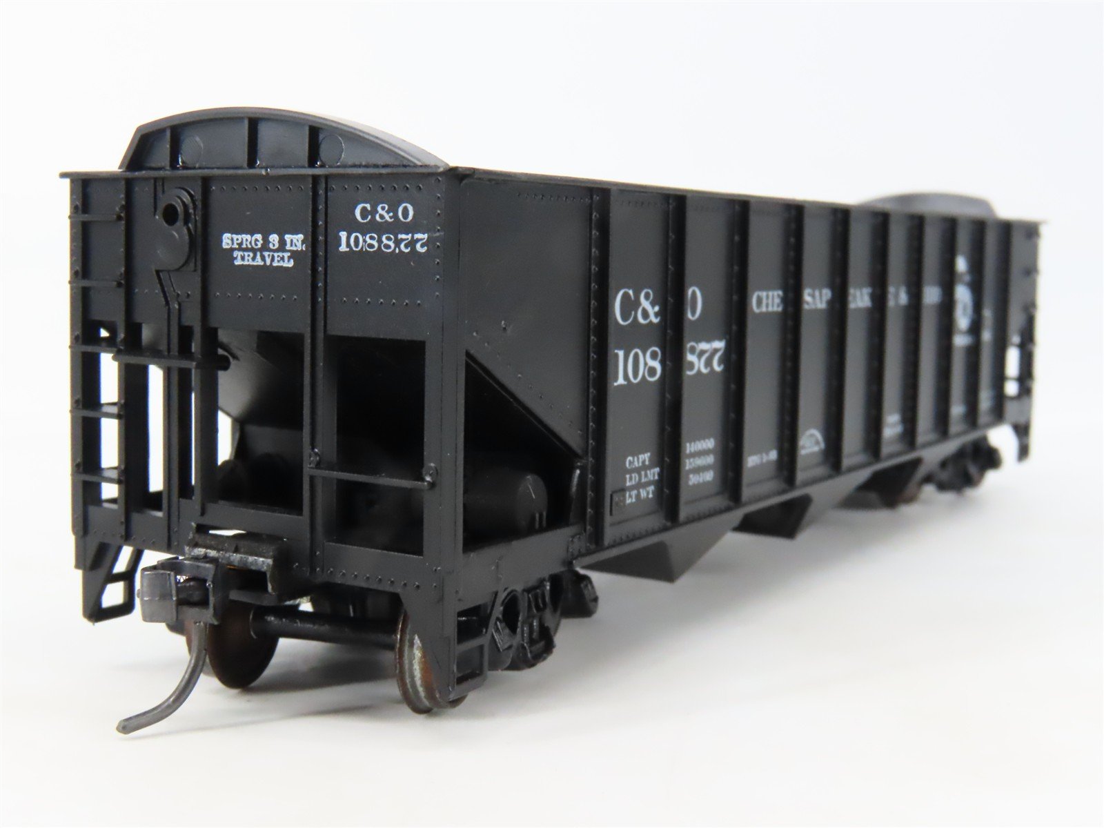 LOT of 2 HO Scale Roundhouse 1499 C&O 