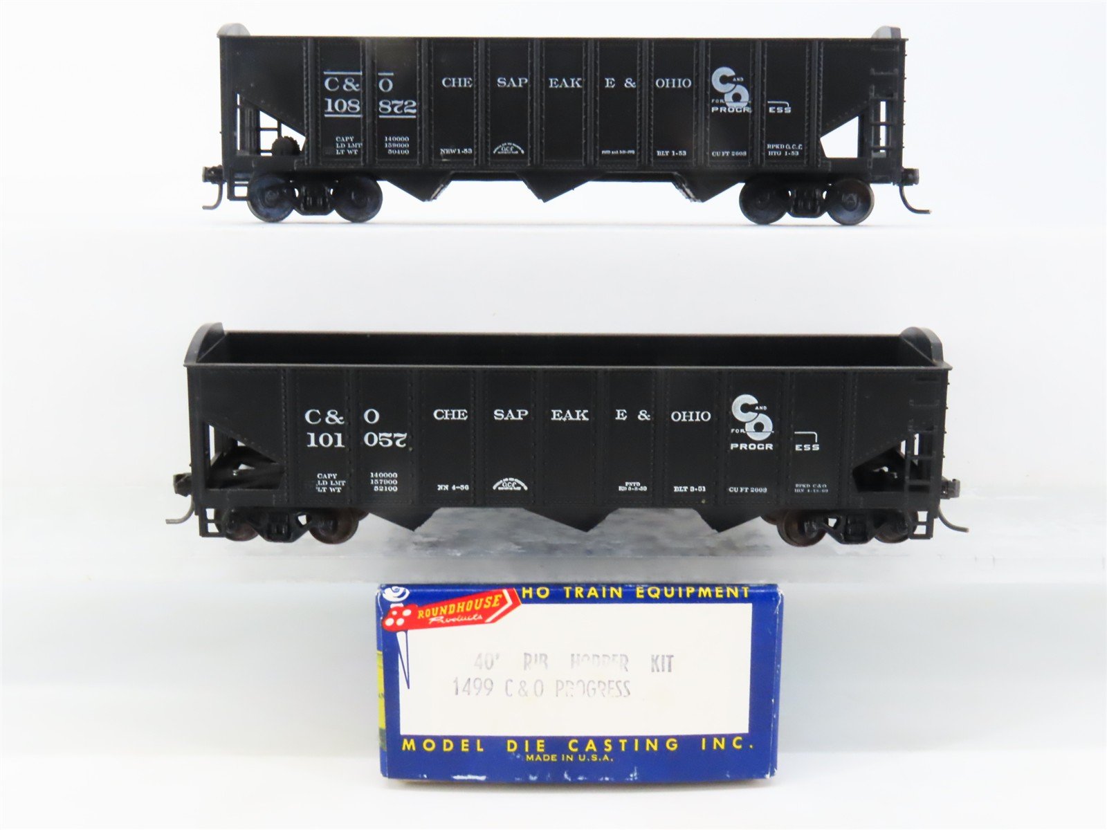 LOT of 2 HO Scale Roundhouse 1499 C&O 