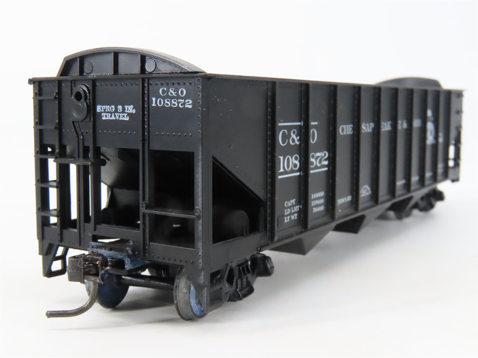 LOT of 2 HO Scale Roundhouse 1499 C&O 