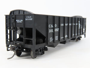LOT of 2 HO Scale Roundhouse 1499 C&O 