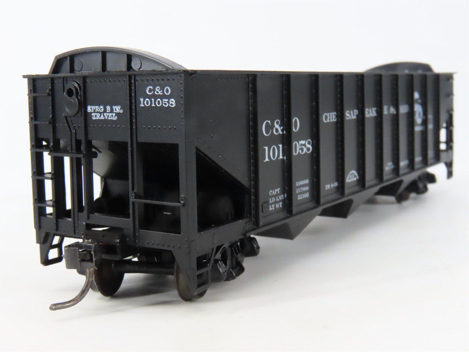 LOT of 2 HO Scale Roundhouse 1499 C&O 