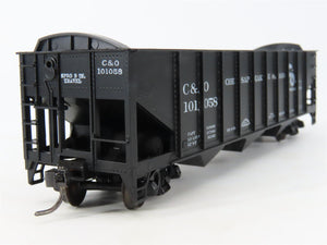 LOT of 2 HO Scale Roundhouse 1499 C&O 