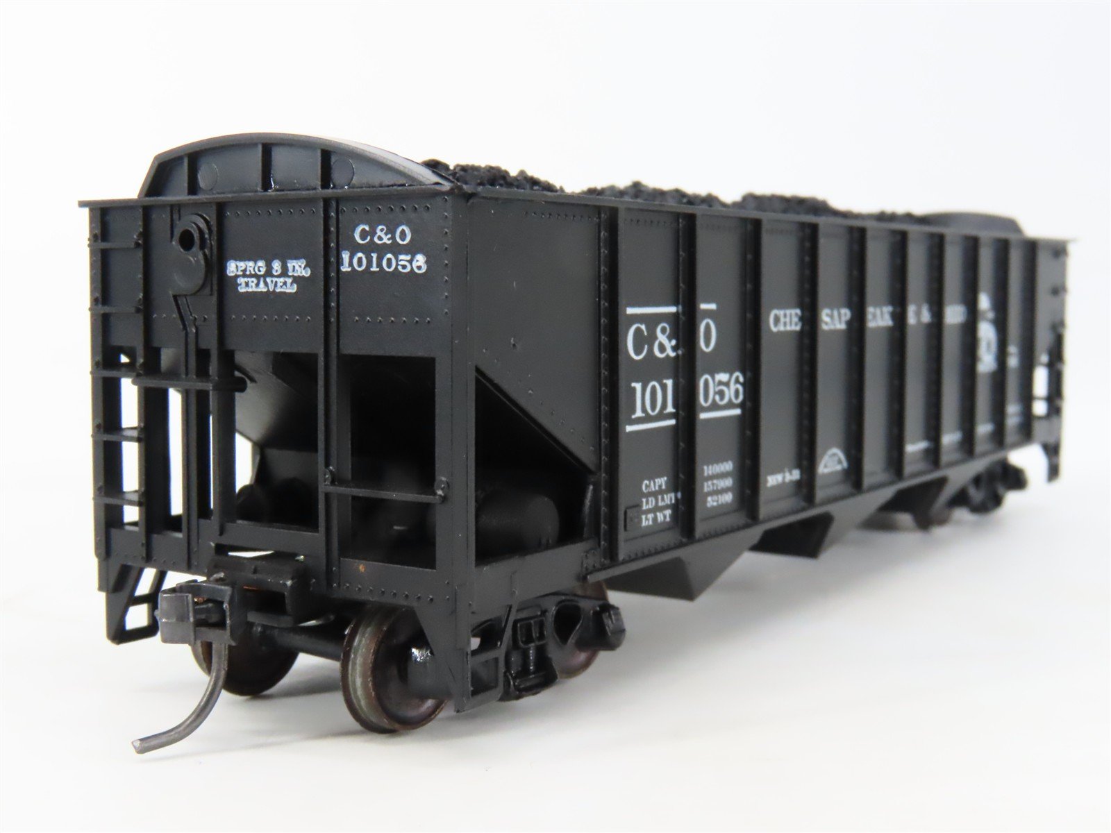 LOT of 2 HO Scale Roundhouse 1499 C&O Progress 3-Bay Hopper w/ Load - Upgraded