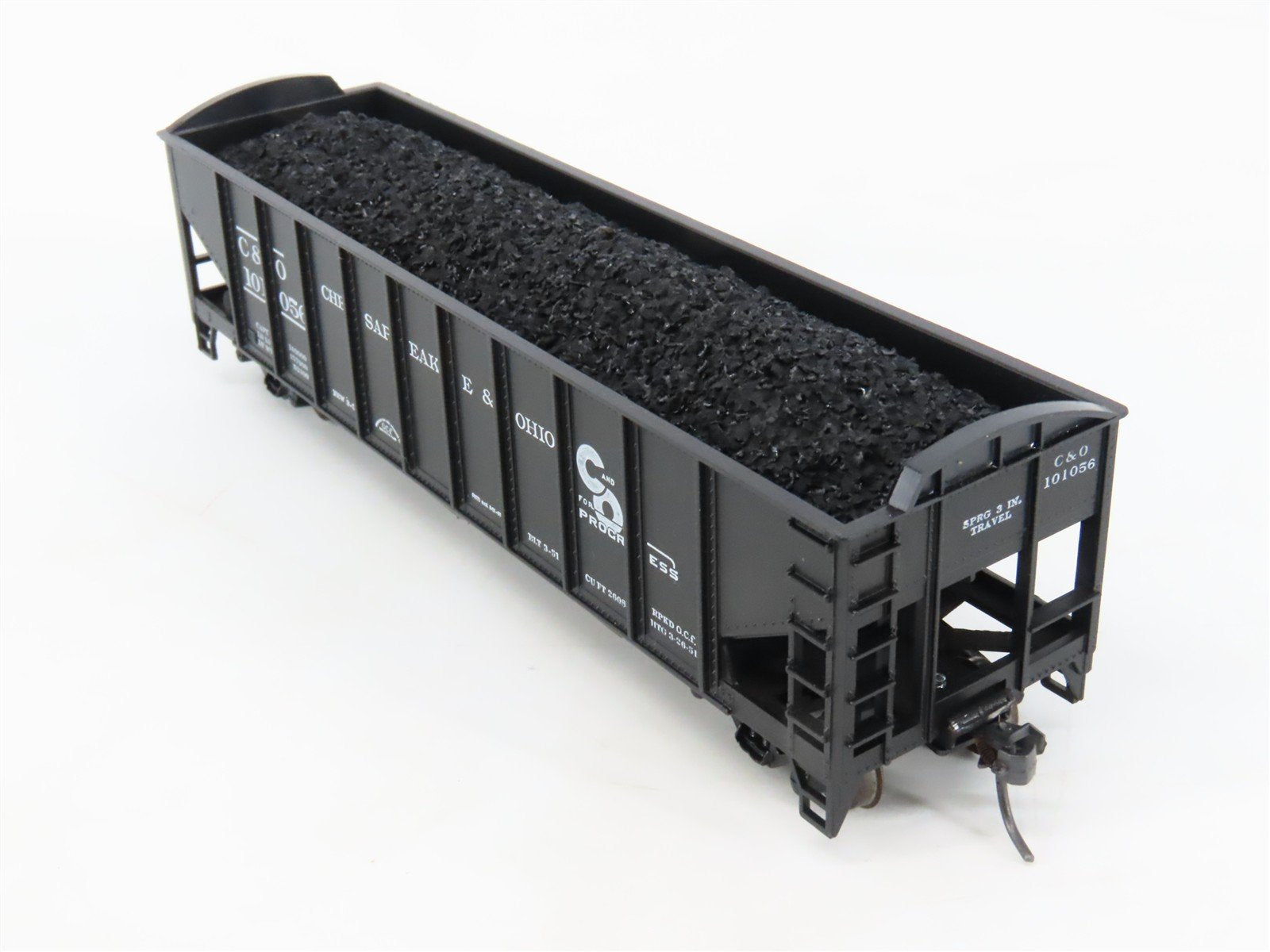 LOT of 2 HO Scale Roundhouse 1499 C&O Progress 3-Bay Hopper w/ Load - Upgraded
