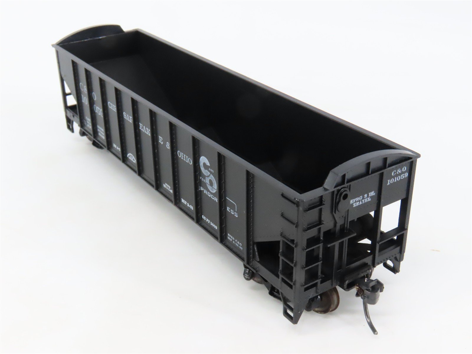 HO Scale Roundhouse 1499 C&O Progress 3-Bay Open Hopper #101059 - Upgraded
