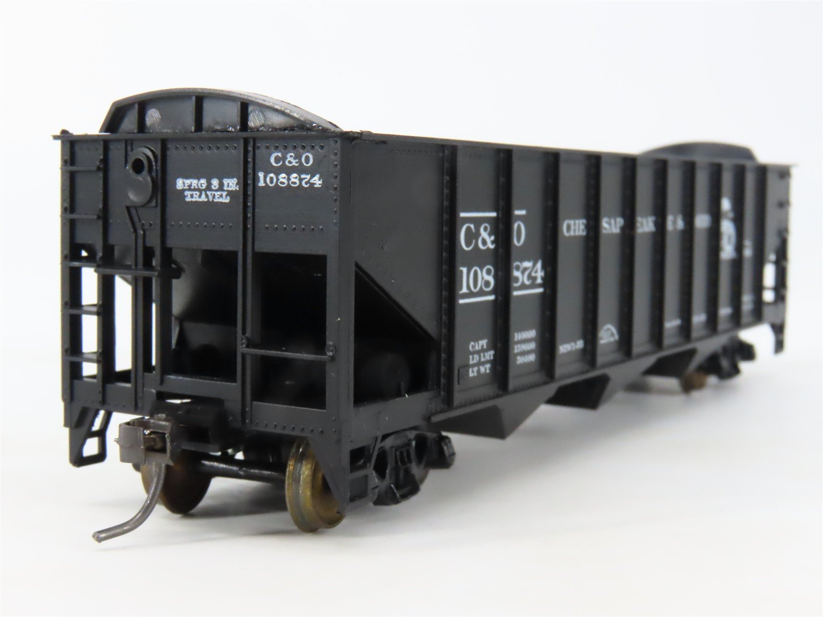 LOT of 2 HO Scale Roundhouse 1499 C&O 