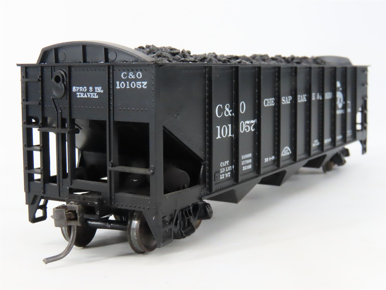 LOT of 2 HO Scale Roundhouse 1499 C&O Progress 3-Bay Hopper w/ Load - Upgraded