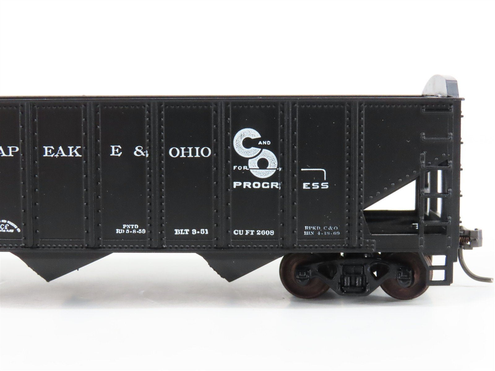 LOT of 2 HO Scale Roundhouse 1499 C&O 