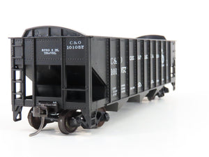 LOT of 2 HO Scale Roundhouse 1499 C&O 