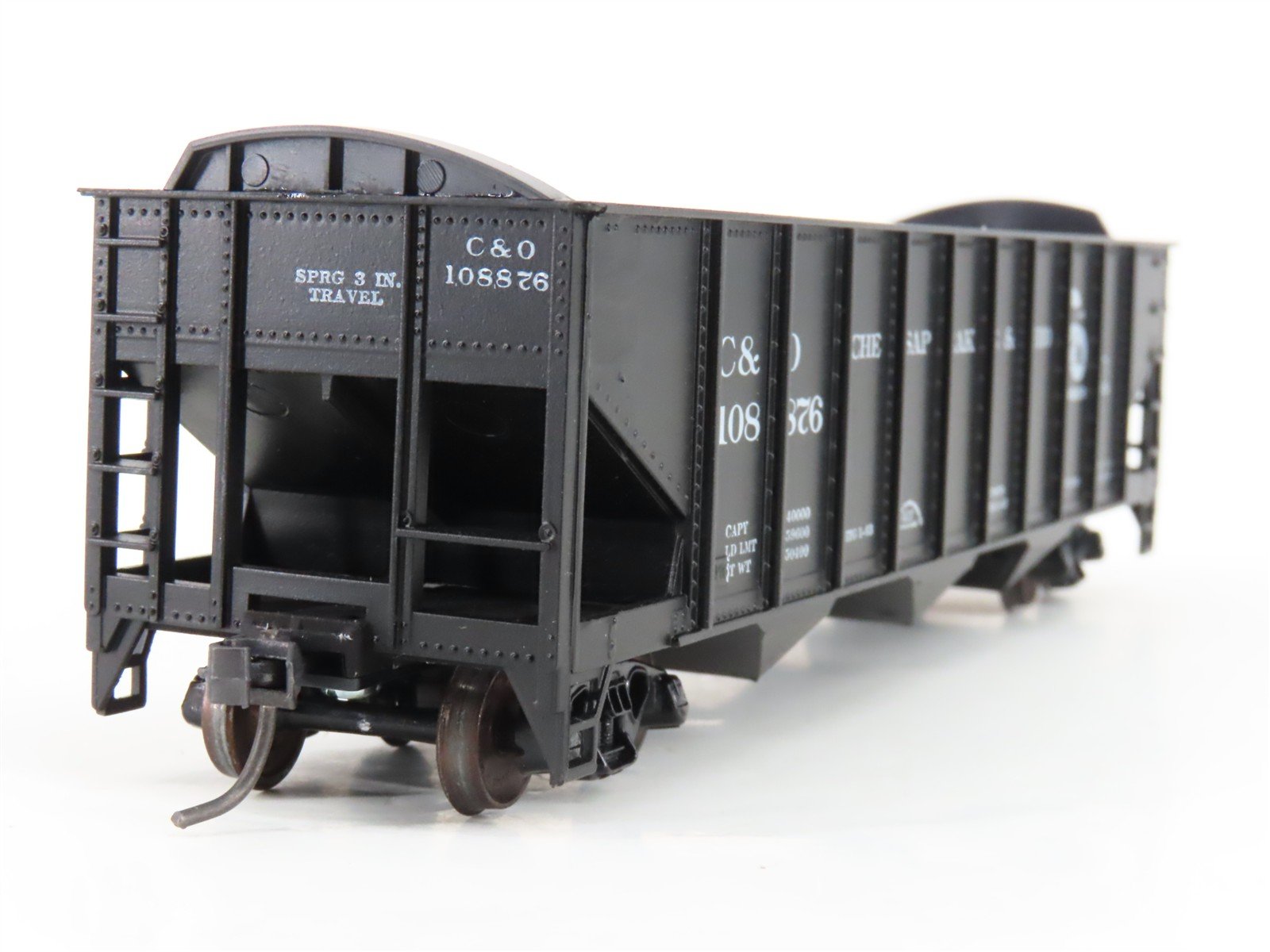 LOT of 2 HO Scale Roundhouse 1499 C&O 