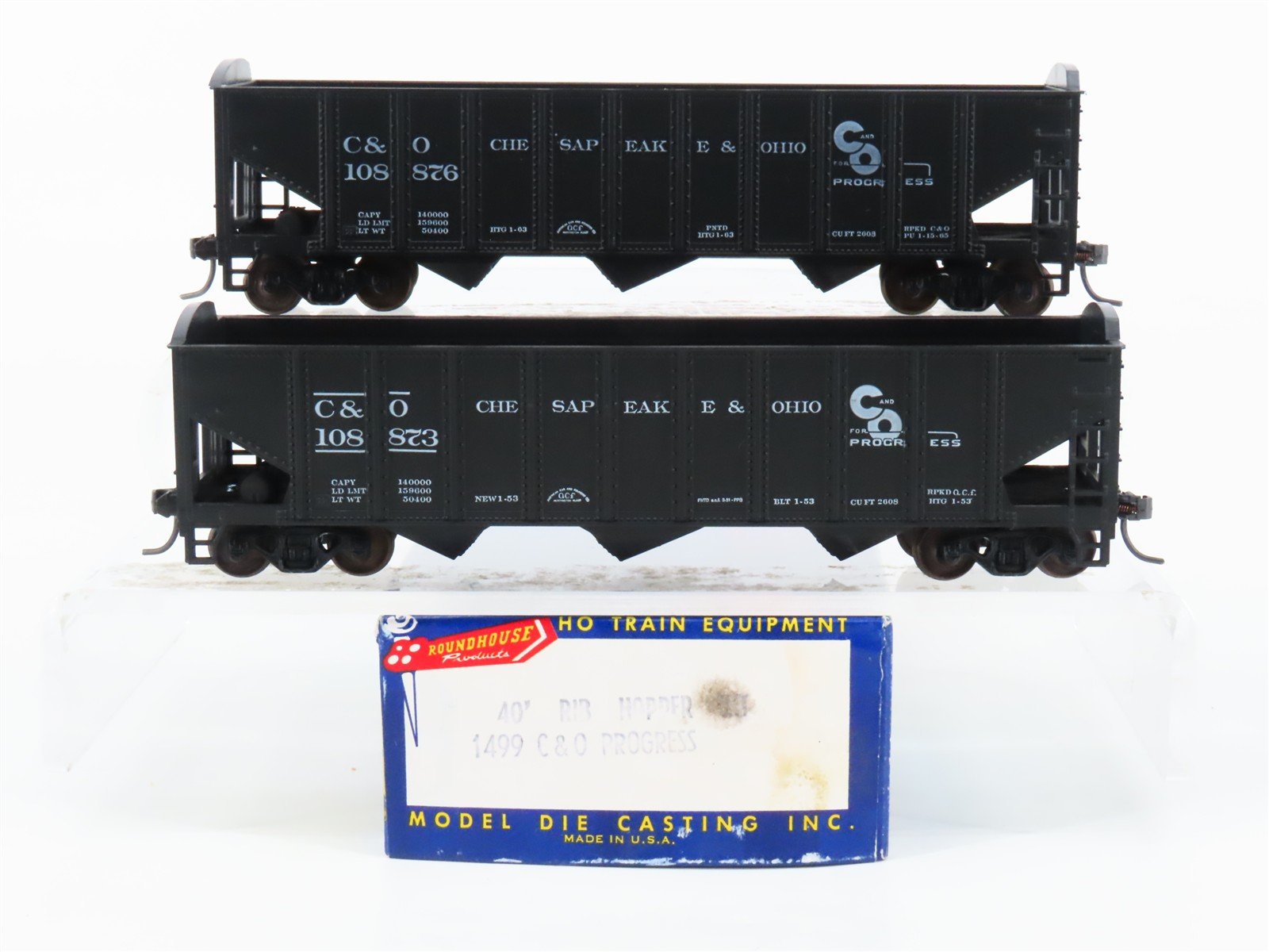 LOT of 2 HO Scale Roundhouse 1499 C&O 
