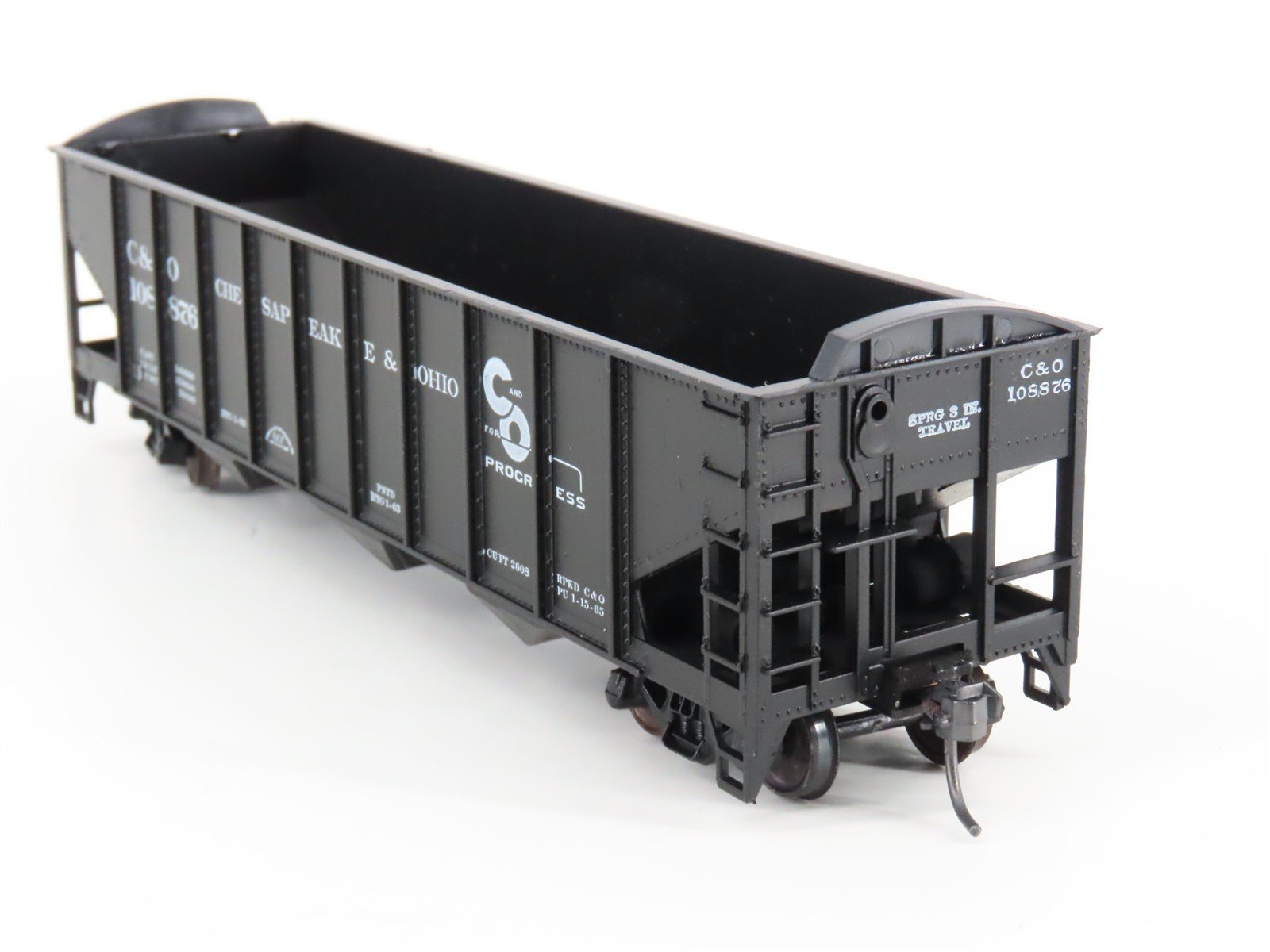 HO Scale Roundhouse 1499 C&O Progress 3-Bay Open Hopper #108876 - Upgraded