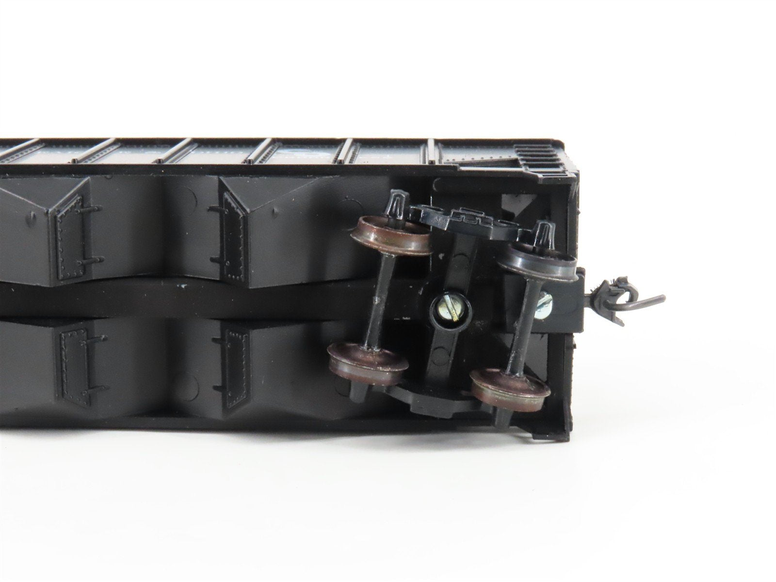 HO Scale Roundhouse 1499 C&O Progress 3-Bay Open Hopper #108876 - Upgraded