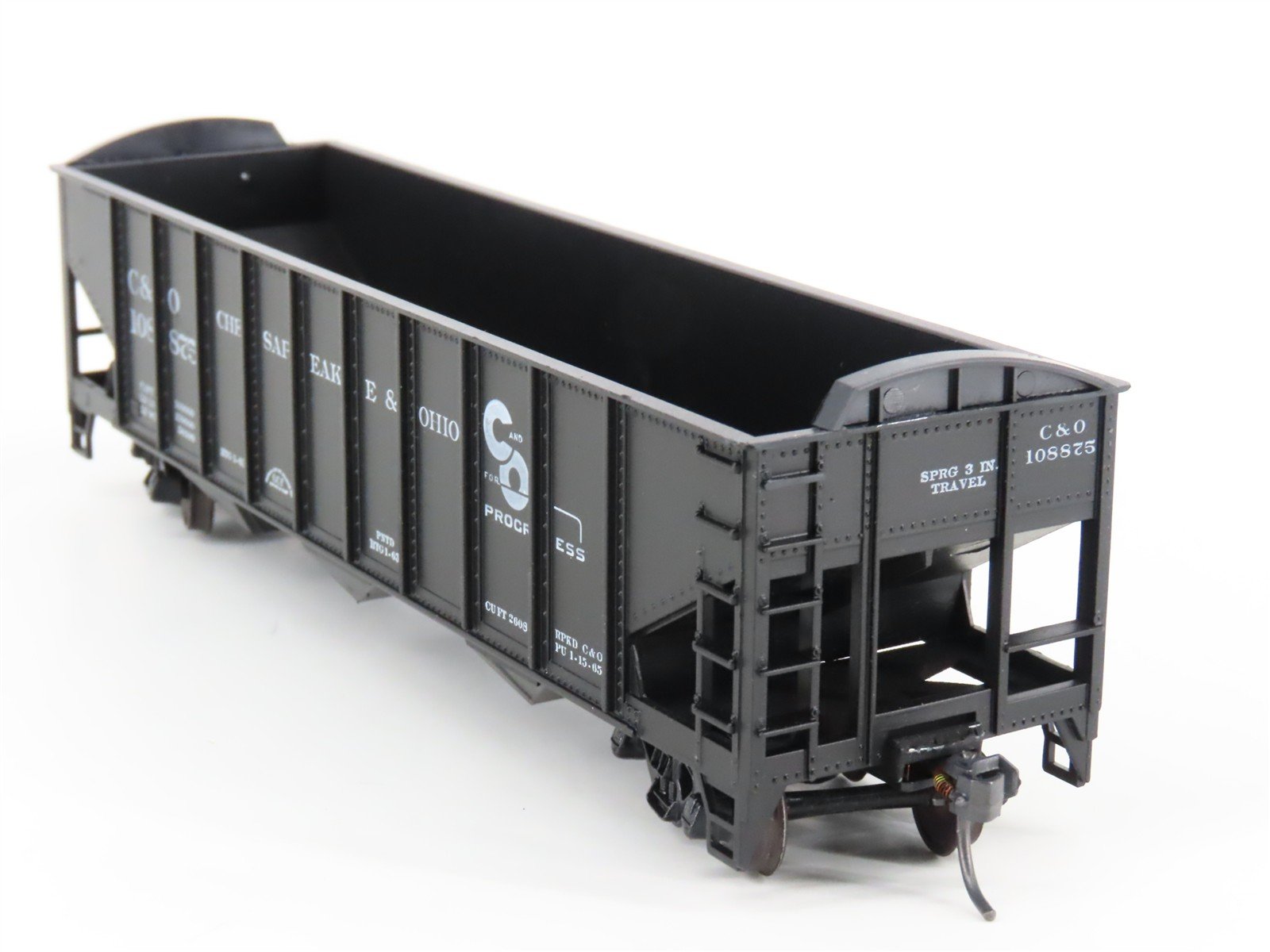 HO Scale Roundhouse 1499 C&O Progress 3-Bay Open Hopper #108875 - Upgraded