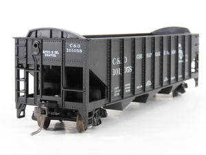 LOT of 2 HO Scale Roundhouse 1499 C&O 
