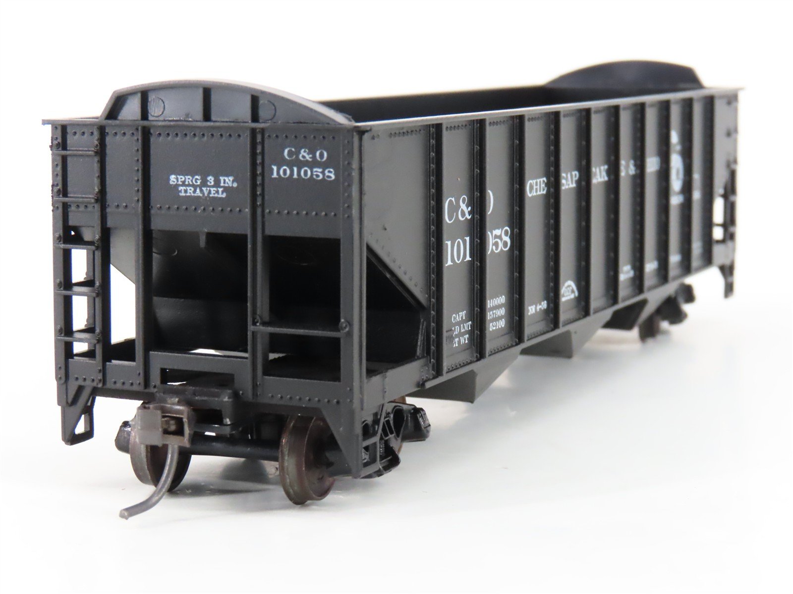 LOT of 2 HO Scale Roundhouse 1499 C&O 