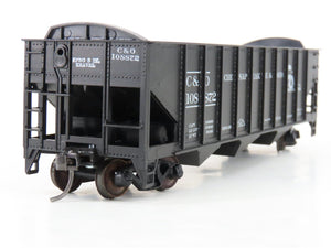 LOT of 2 HO Scale Roundhouse 1499 C&O 