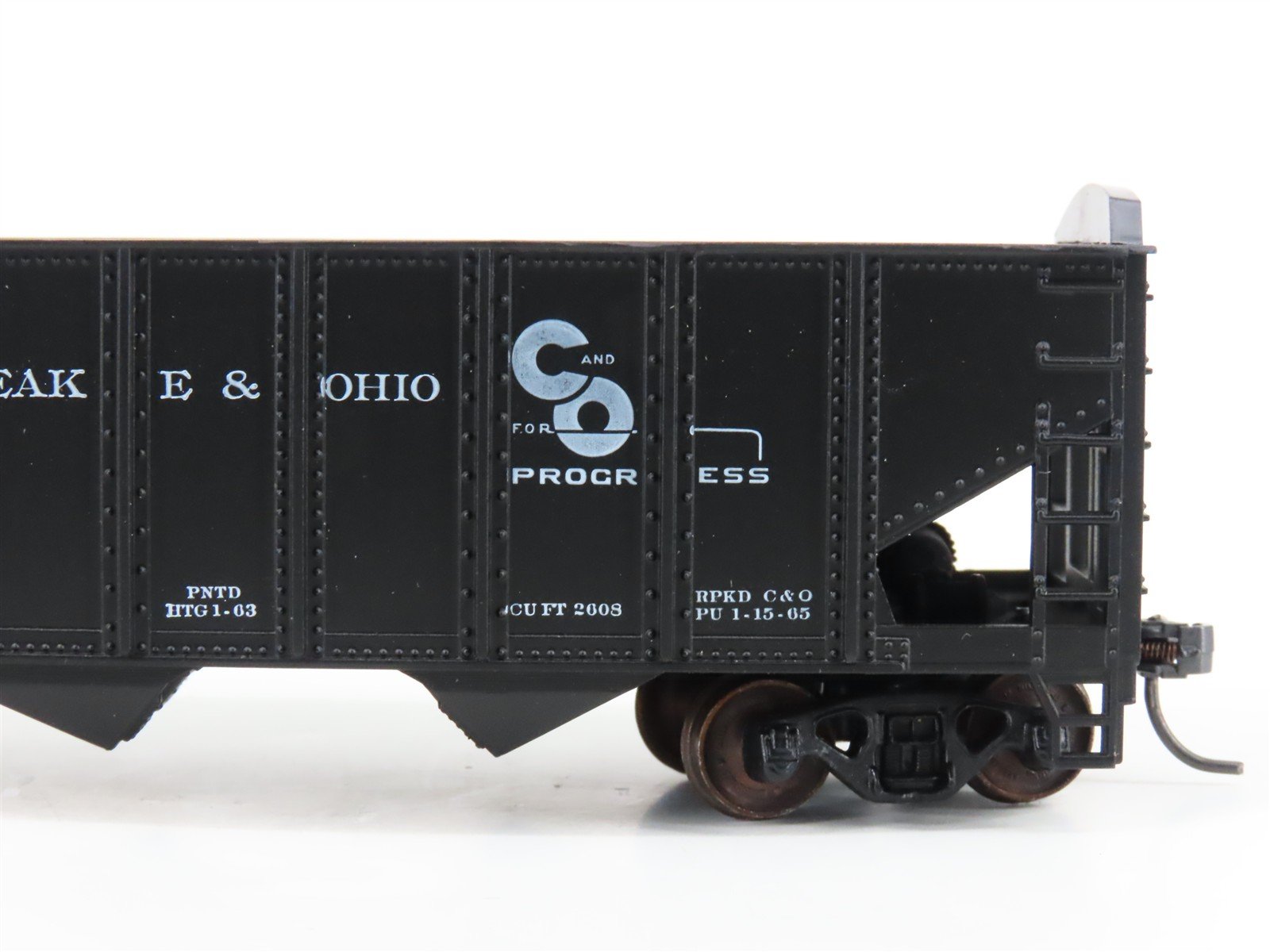 LOT of 2 HO Scale Roundhouse 1499 C&O 