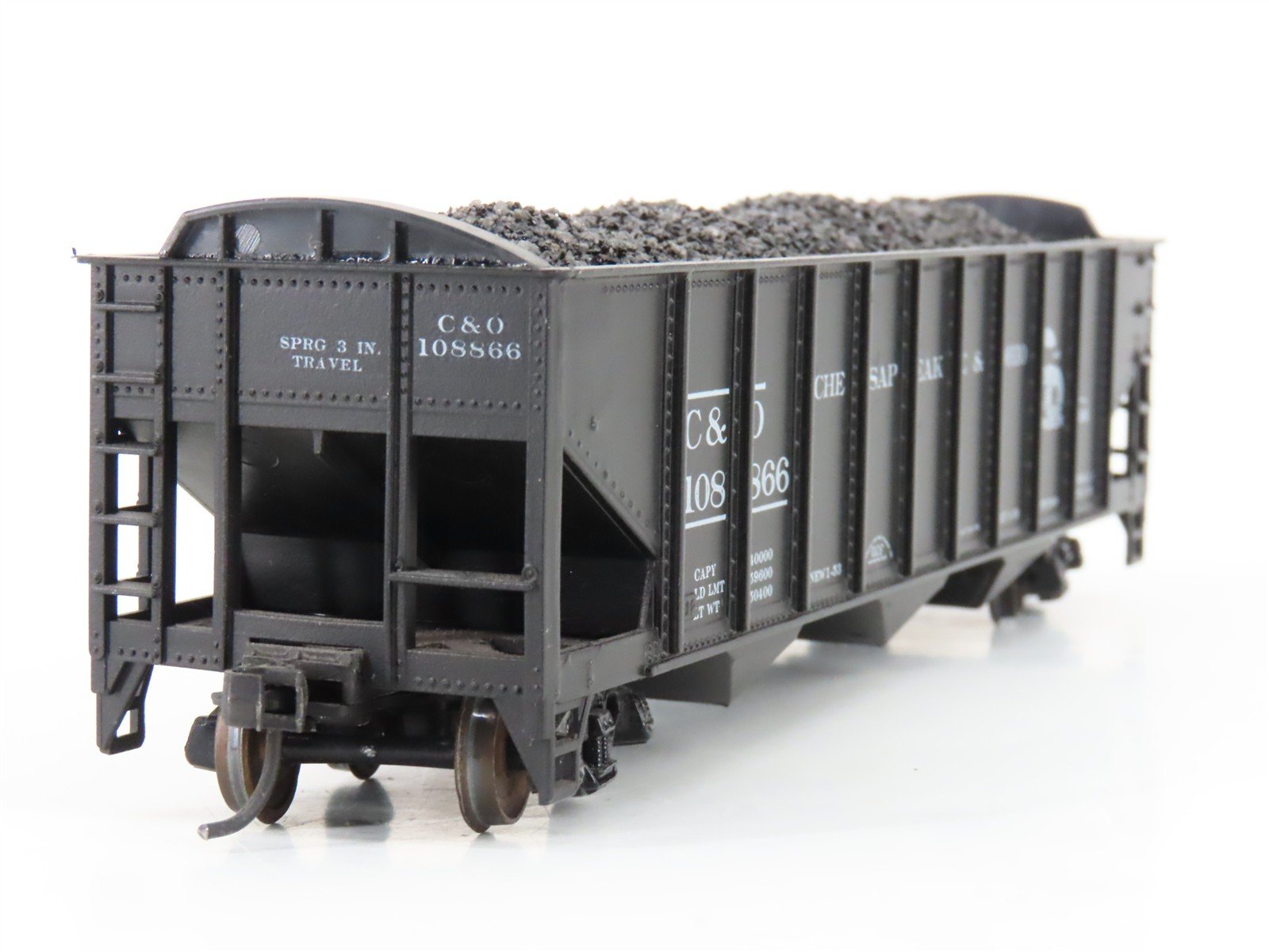 LOT of 2 HO Scale Roundhouse 1499 C&O Progress 3-Bay Hopper w/ Load - Upgraded