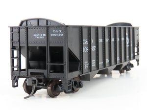 LOT of 2 HO Scale Roundhouse 1499 C&O 